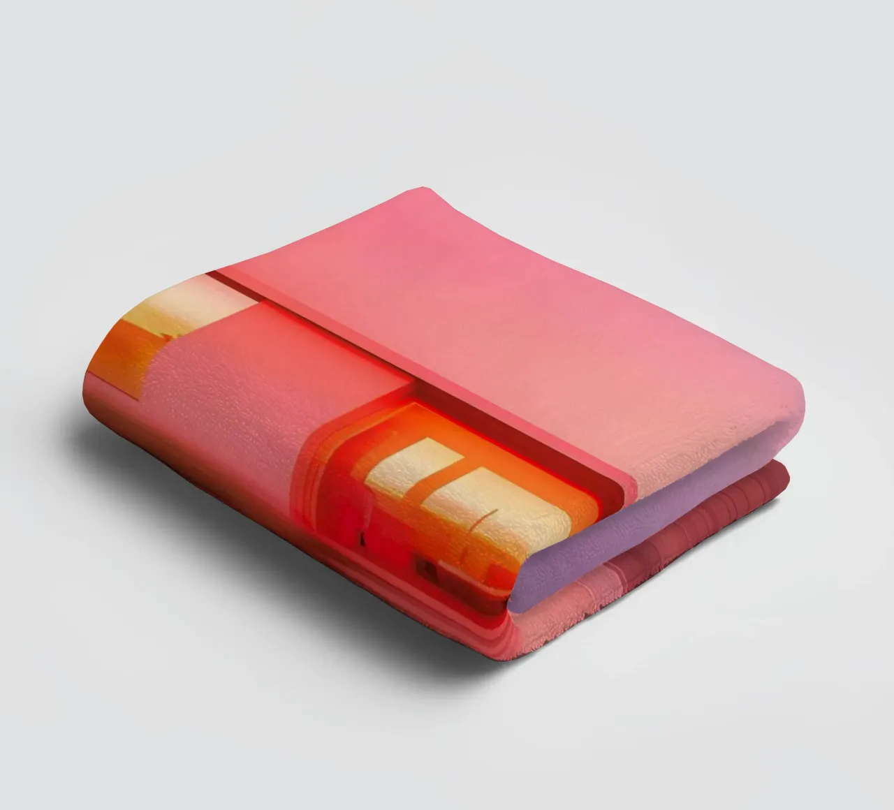 Das Rosa Haus Handtuch von ICONICA Art Studio