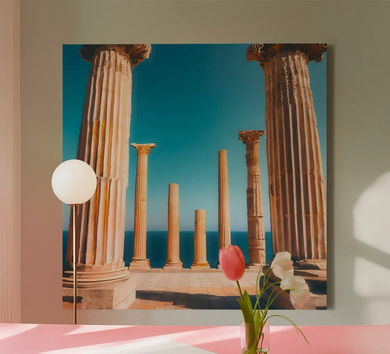 Greek Column tela con Cornice a cassetta da ICONICA Art Studio