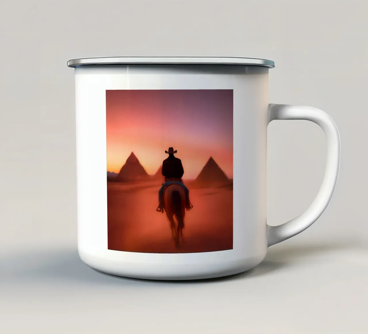 Cavaliere del deserto tazza in smalto da ICONICA Art Studio