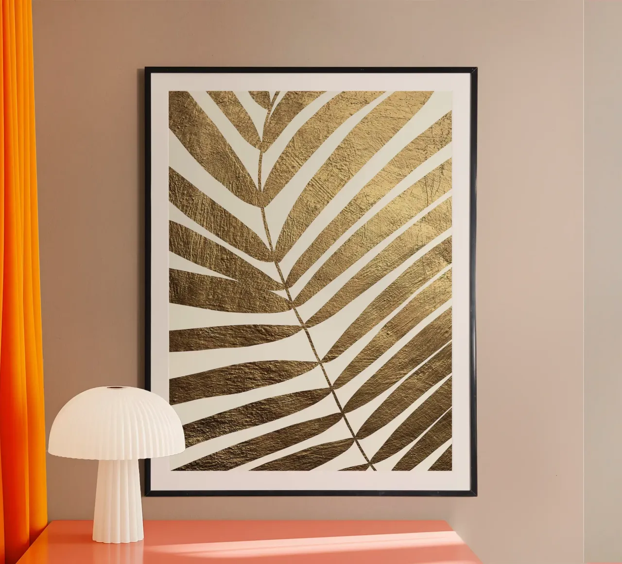 Foglia d'oro poster con telaio in legno da Maria Lang