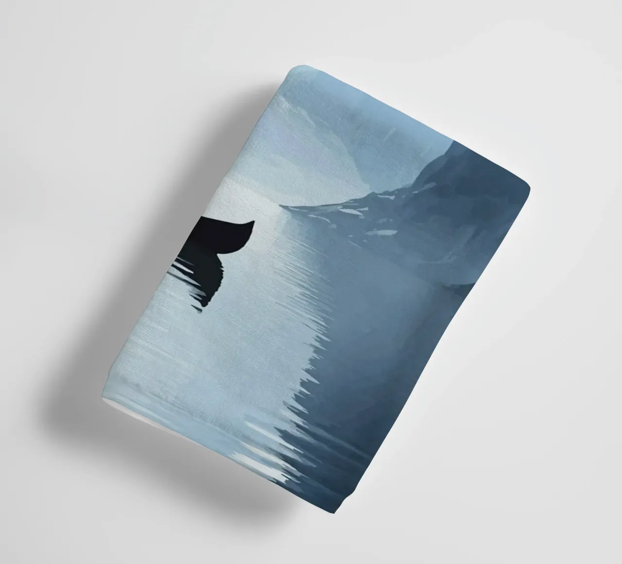 Rustige boot in de fjord badhanddoek van pixelbull - medieval art and more