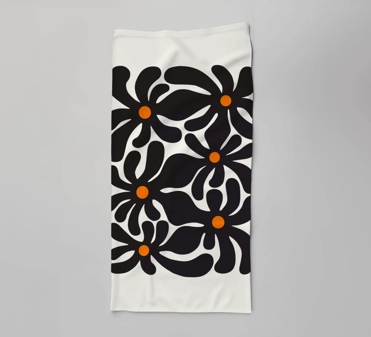 Fiori retrò asciugamano da bagno da Asha Designs
