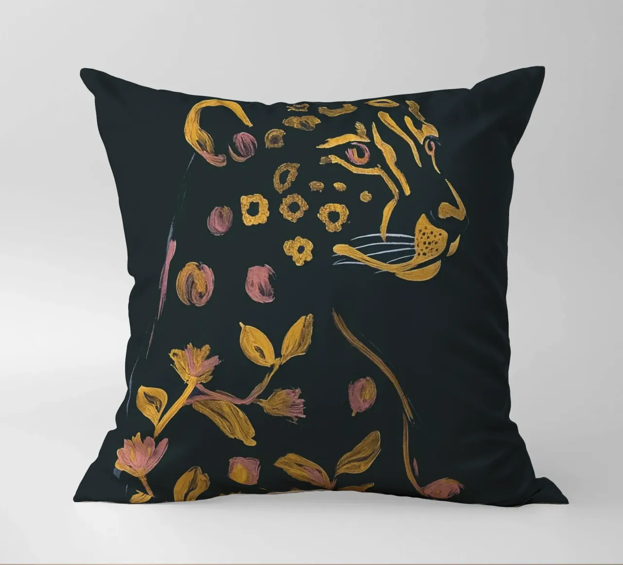 Ghepardo floreale cuscino da ThingDesign
