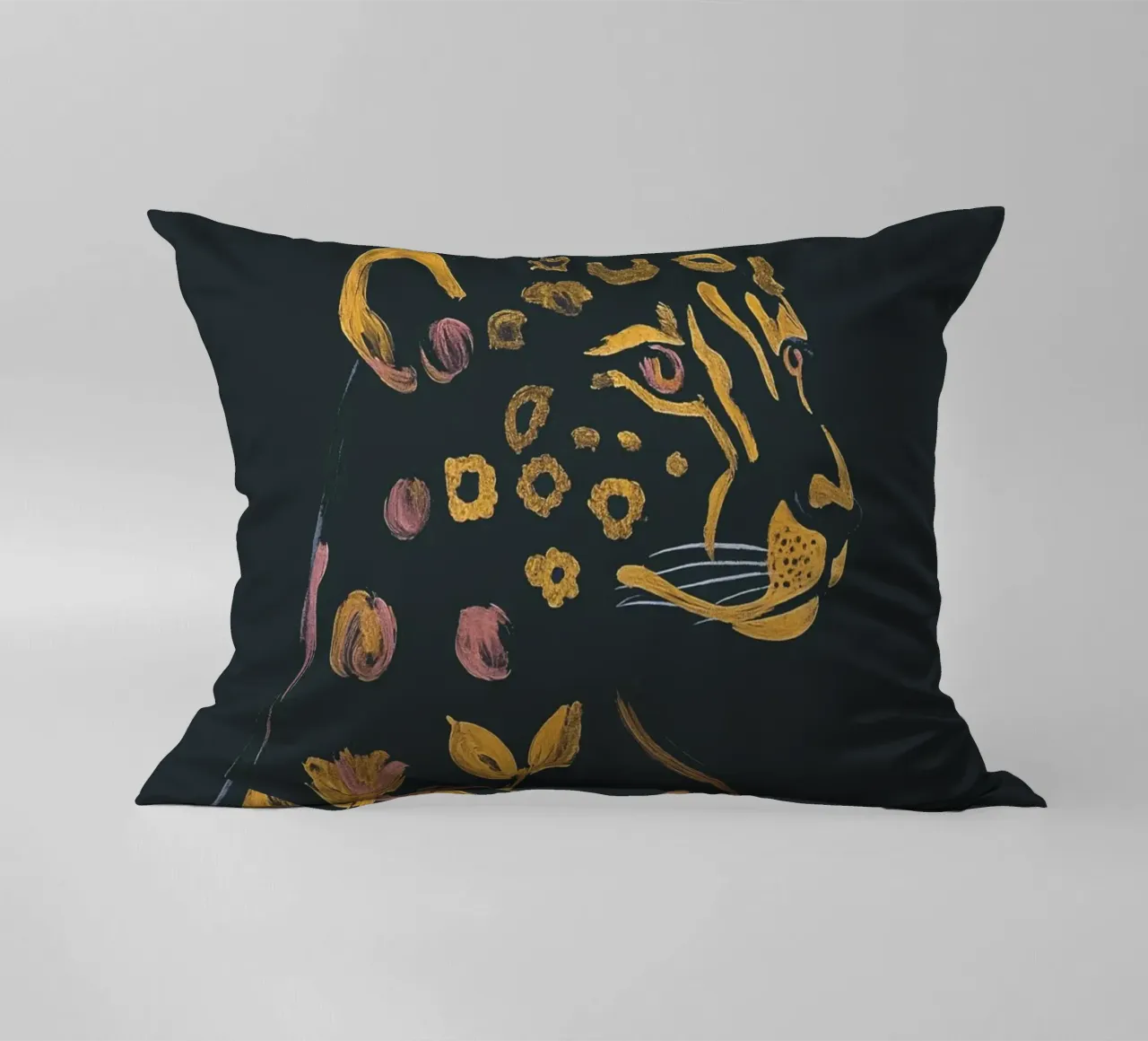 Ghepardo floreale cuscino da ThingDesign