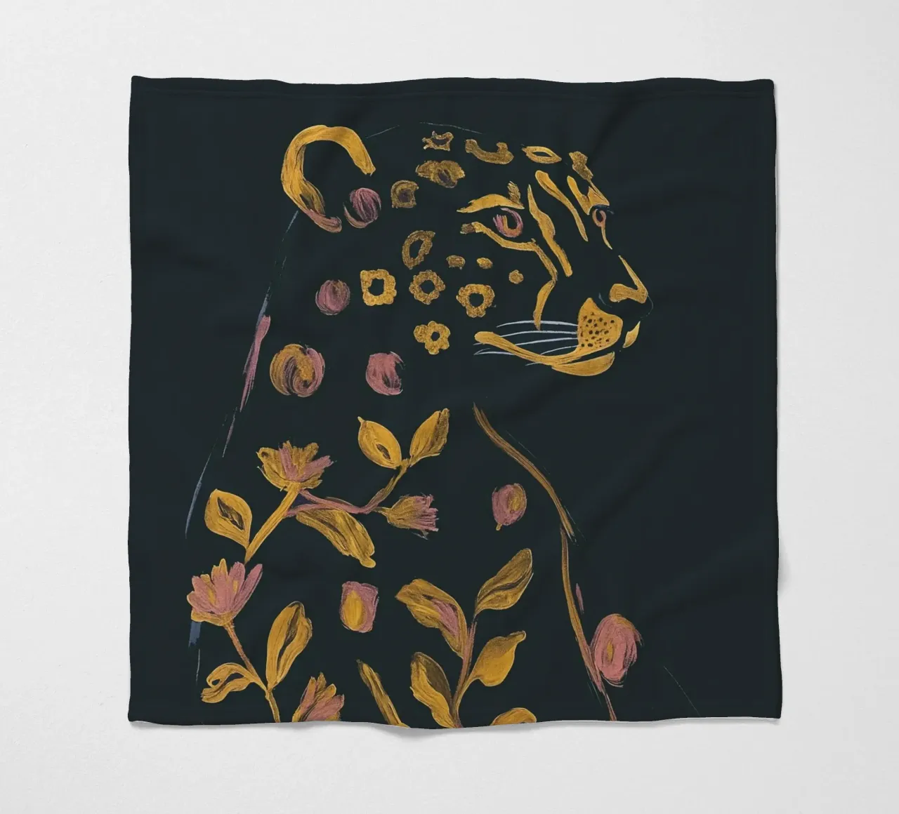 Ghepardo floreale coperta in pile da ThingDesign