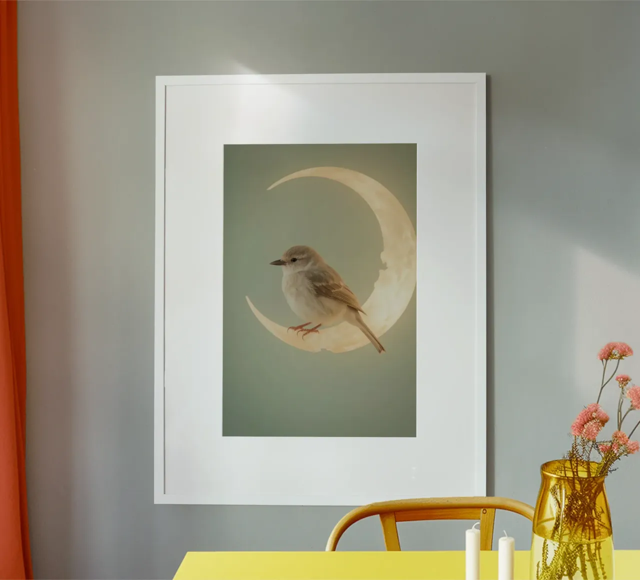 Uccello appollaiato sulla mezzaluna poster con telaio in alluminio da DesignDoodle