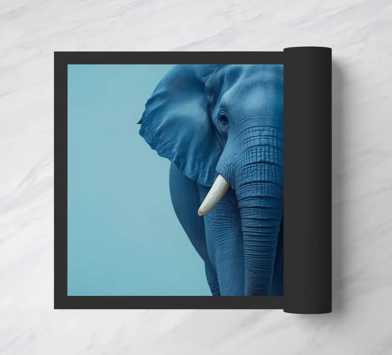 Eléphant bleu debout sur un cube jaune paillasson de DesignDoodle