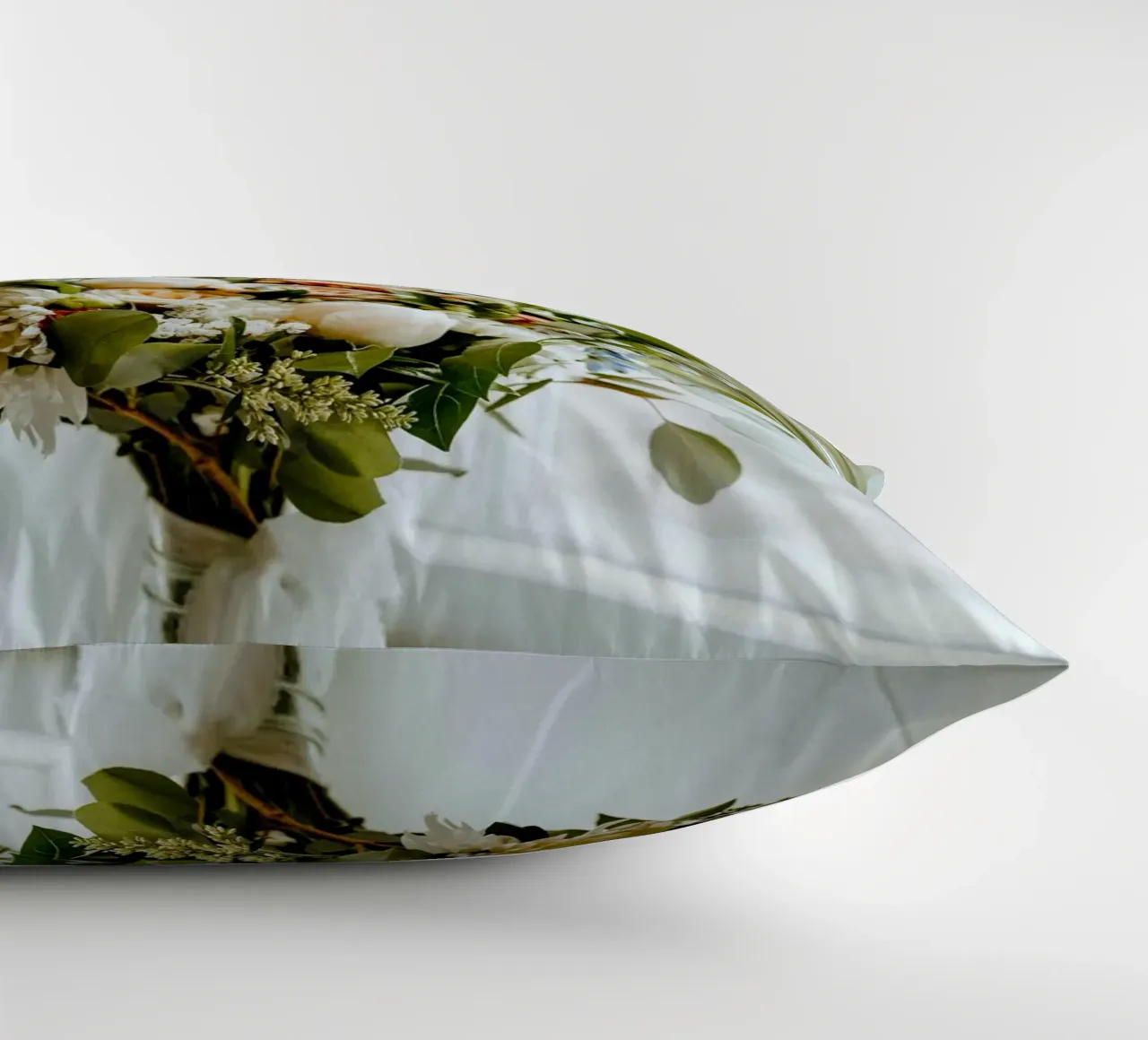 vase on window cuscino da space words