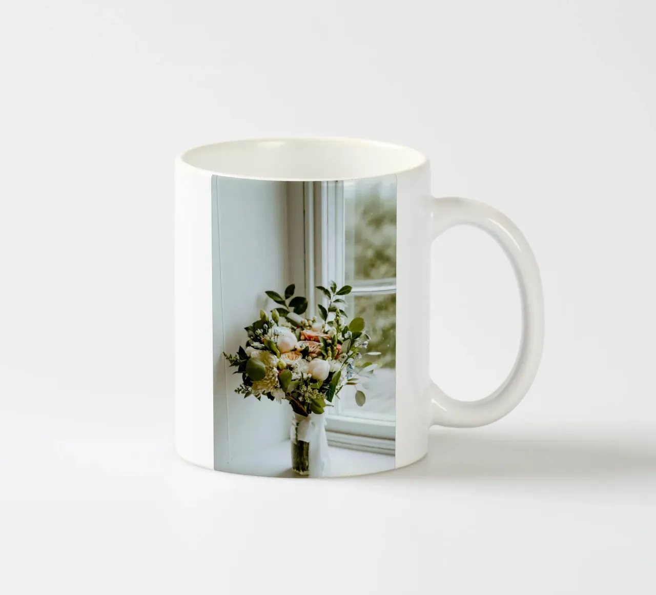 vase on window tazza in ceramica da space words