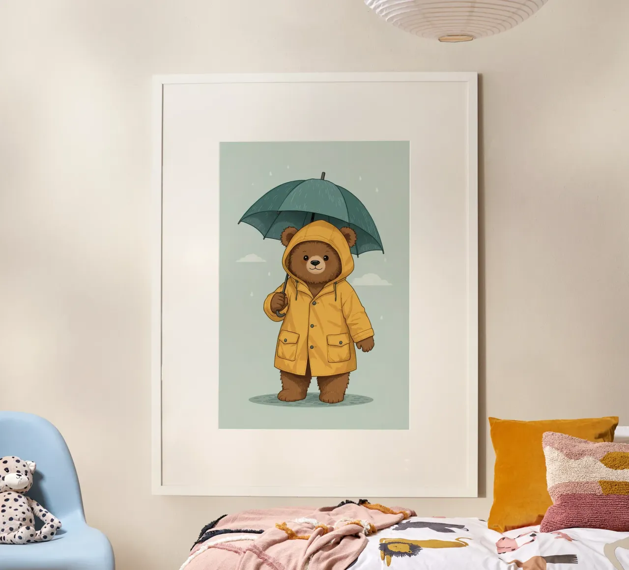 Ours caricatural portant un imperméable et tenant un parapluie poster de DesignDoodle