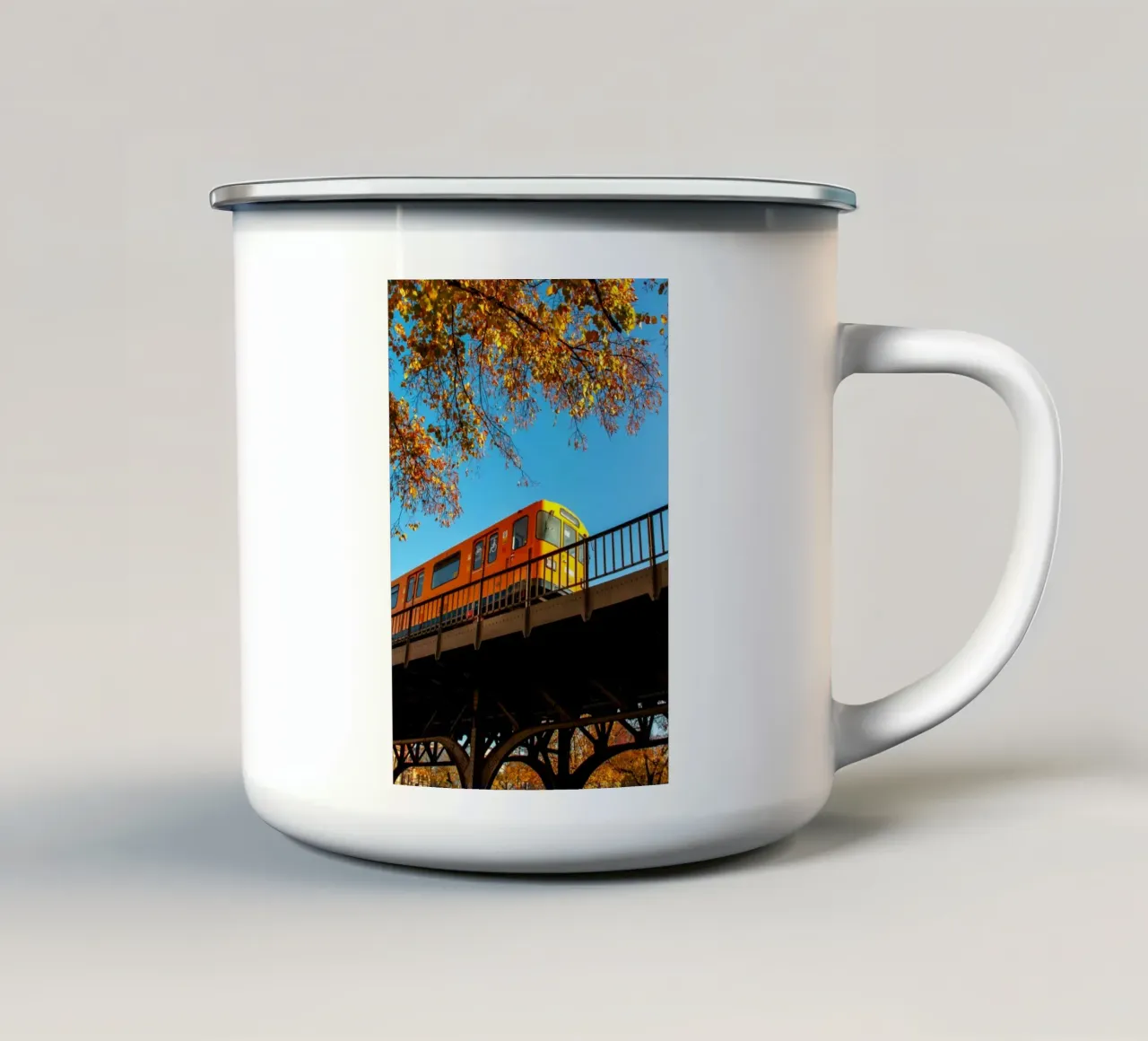 train in sunset tazza in smalto da space words
