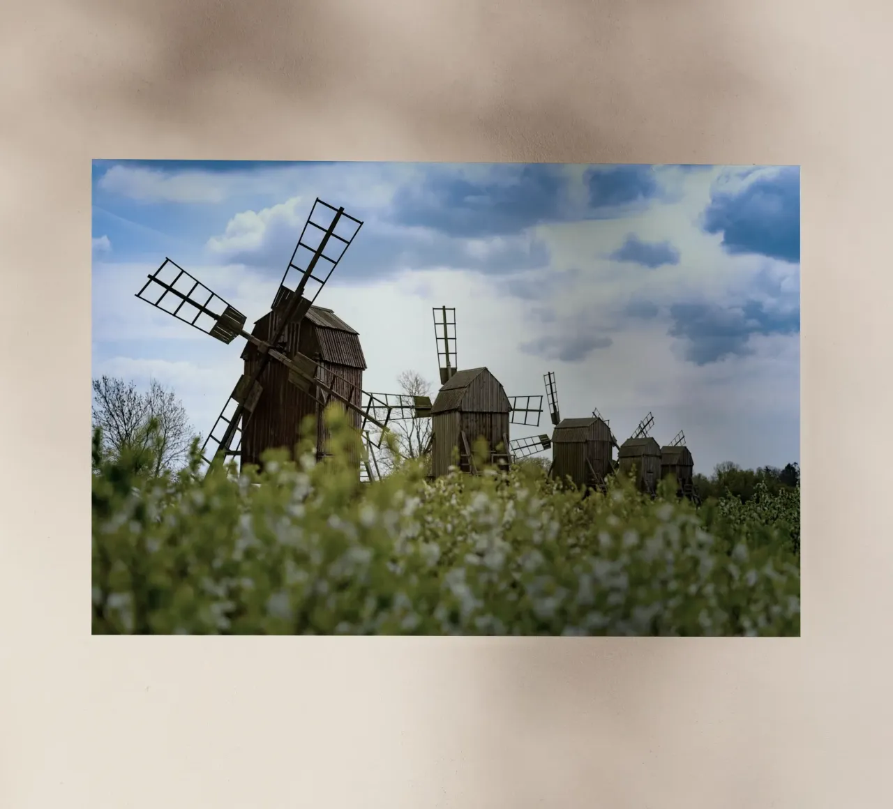 windmill small pellicola backlit da space words