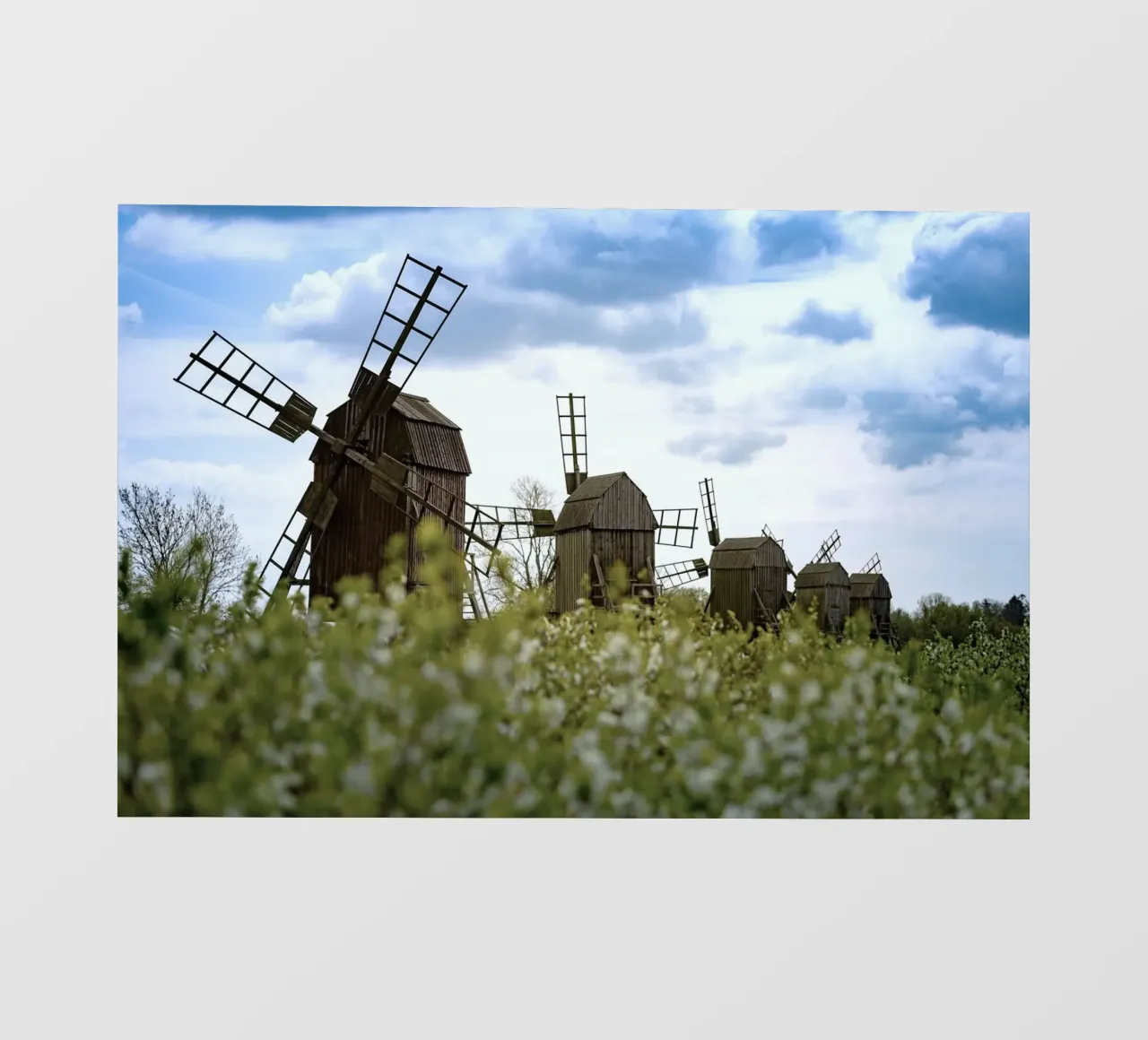 windmill small pellicola backlit da space words