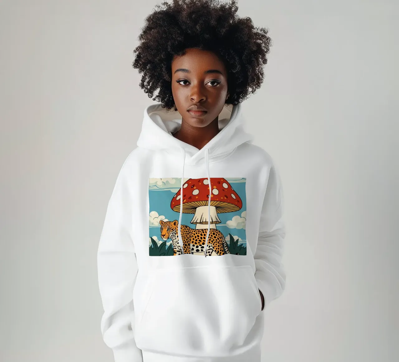 Paesaggio leopardiano e funghi rossi felpa con cappuccio da DesignDoodle