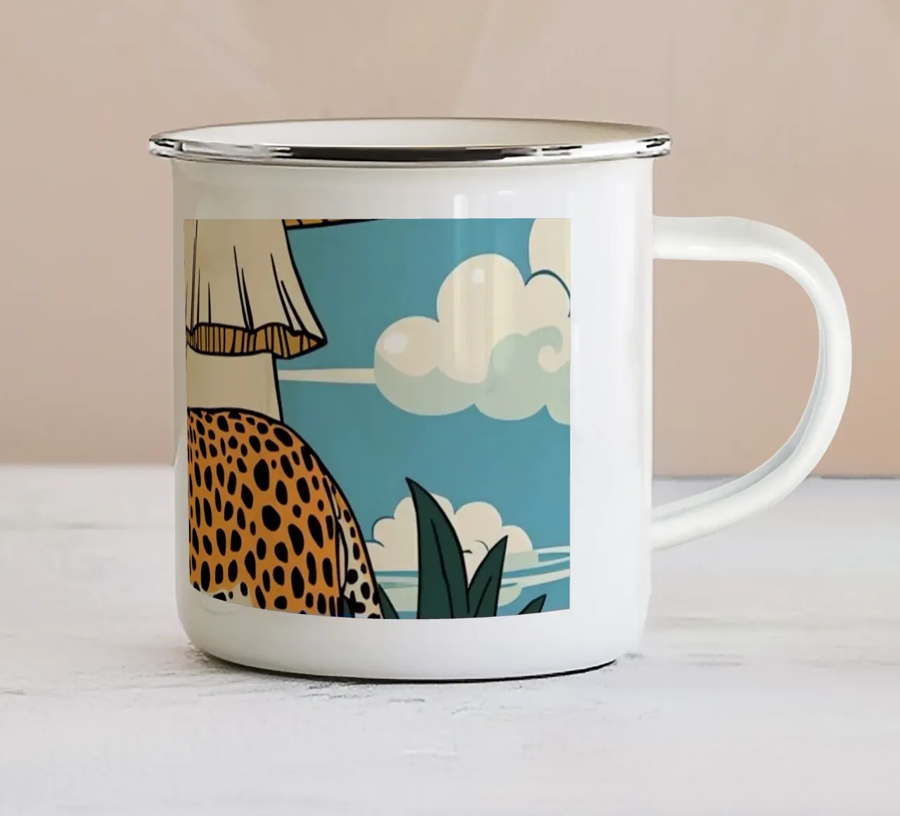 Paesaggio leopardiano e funghi rossi tazza in smalto da DesignDoodle