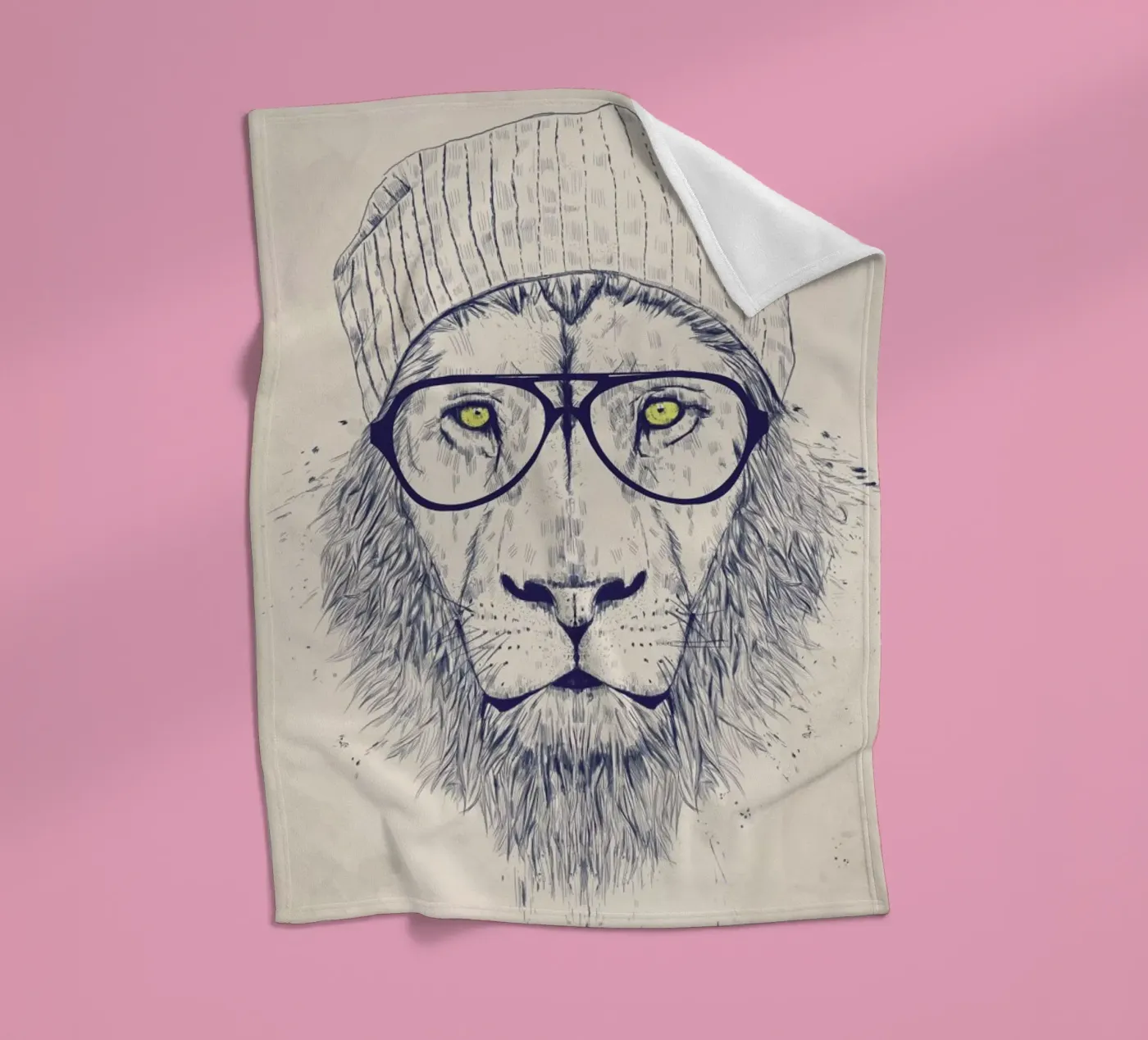 Cool lion Fleecedecke von Balazs Solti