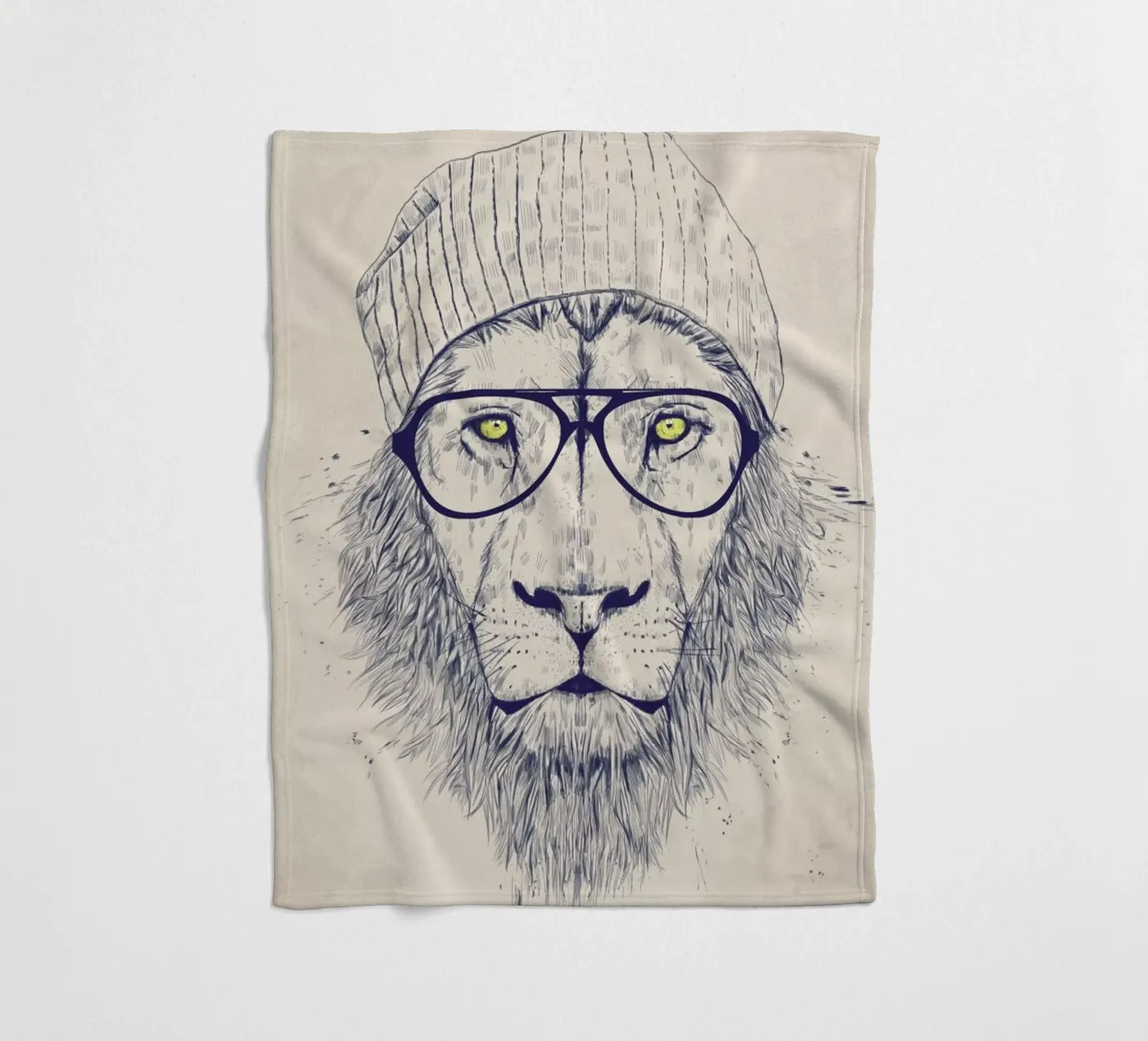 Cool lion Fleecedecke von Balazs Solti