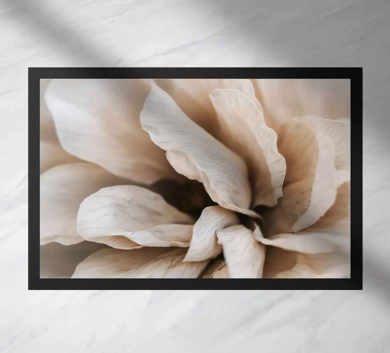 Fragile Bloom No 01 zerbino da treechild