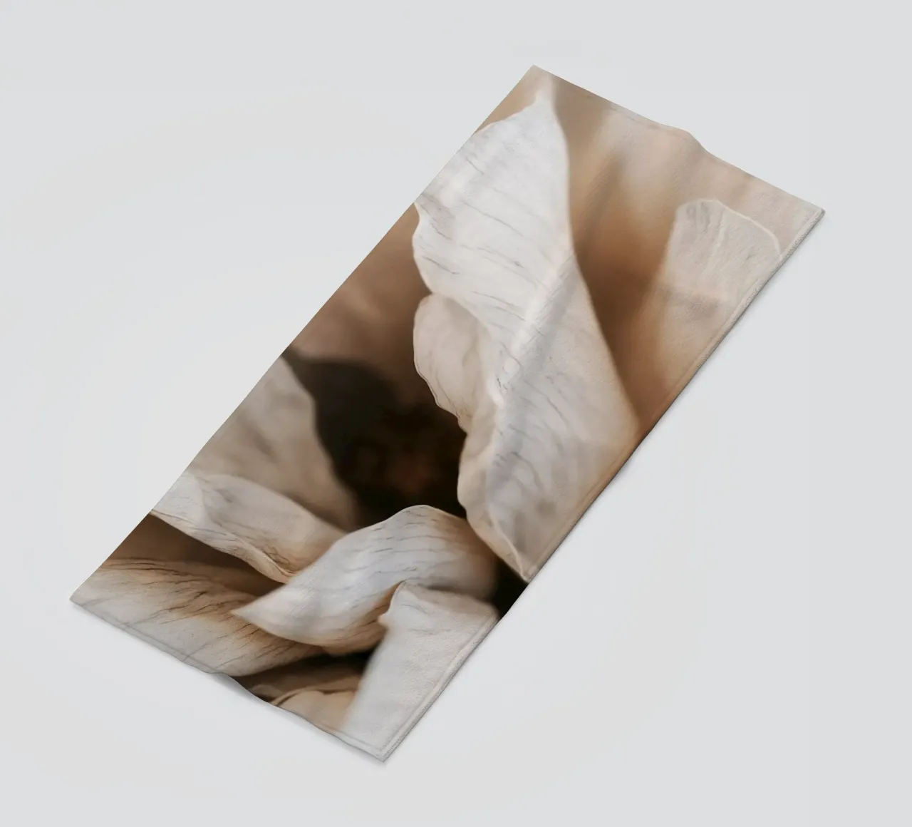 Fragile Bloom No 01 telo mare da treechild