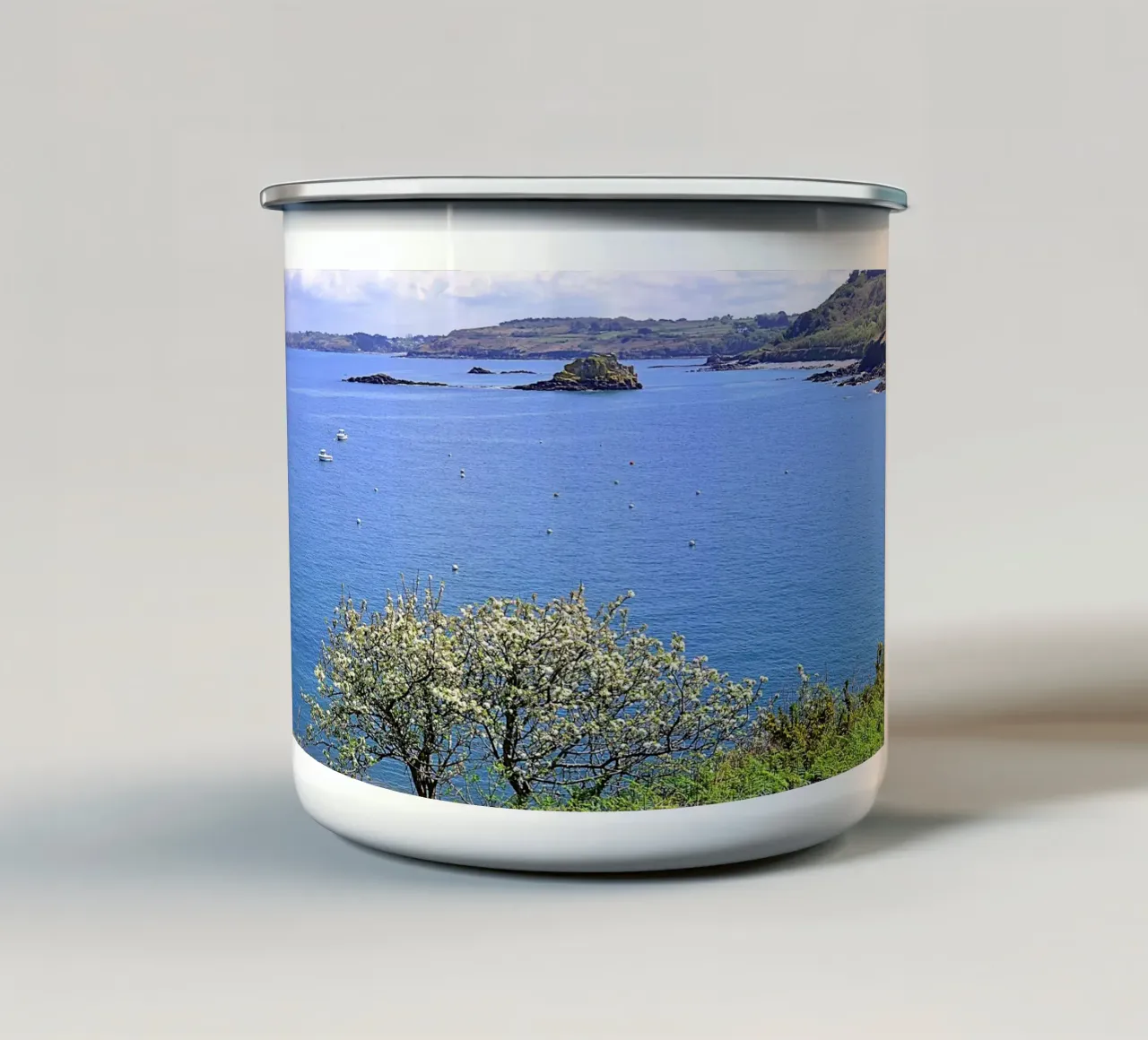 FAA349 tazza in smalto da Thierry vobmann photography