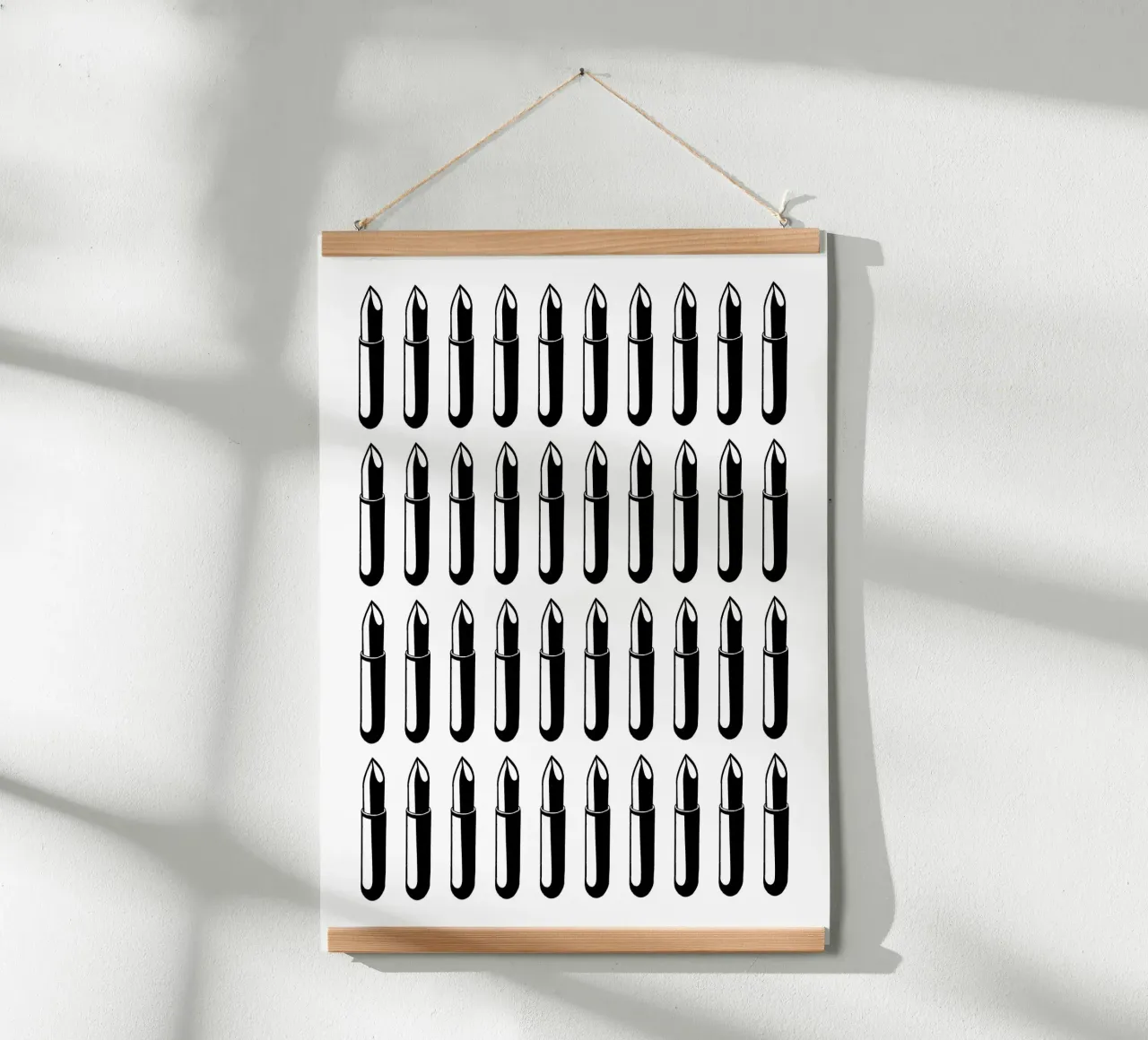 LIPSTICK FEVER poster con telaio in alluminio da Grey Aaren