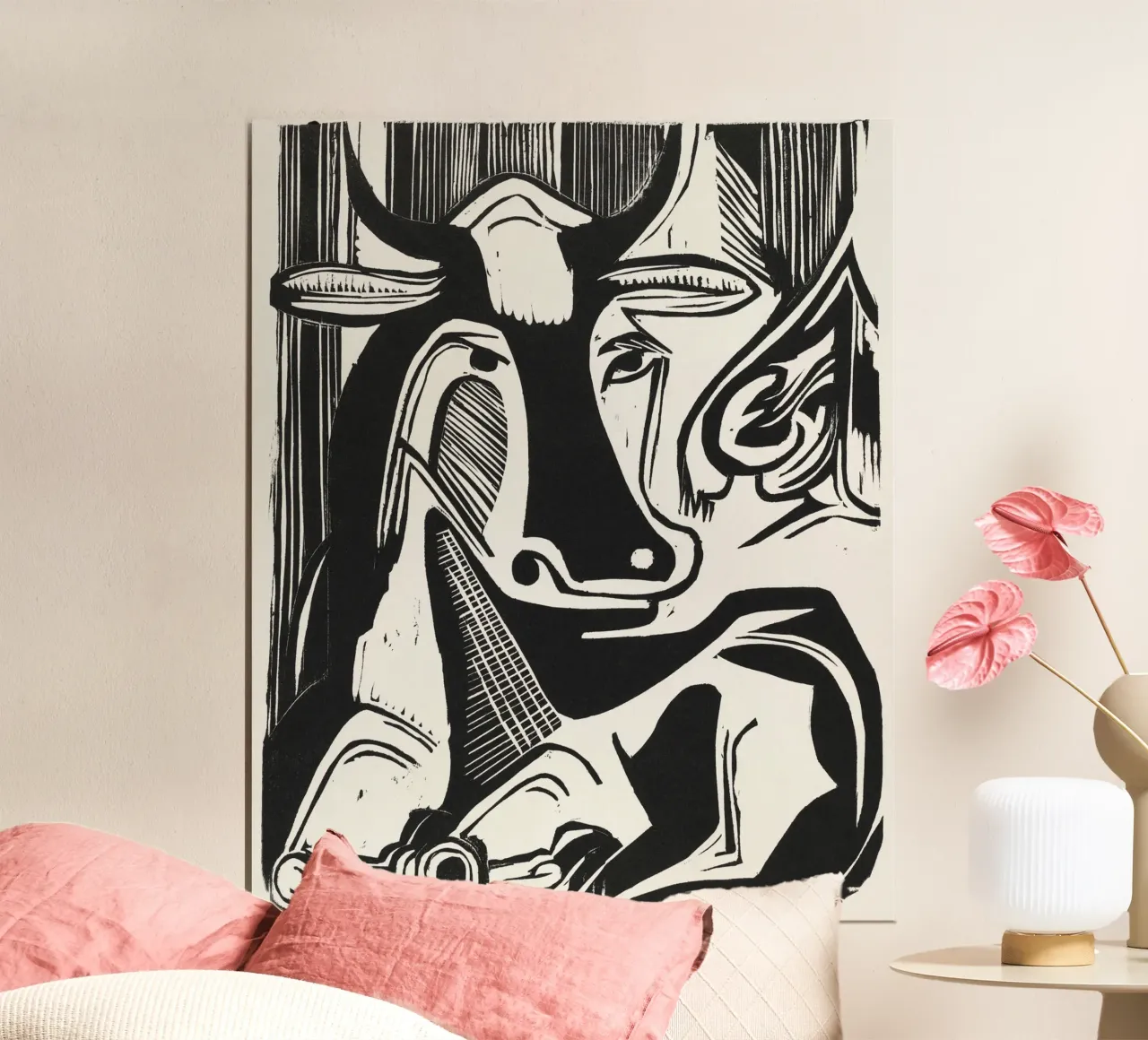 The Large Cow Lying Down poster con telaio in alluminio da vintageshop