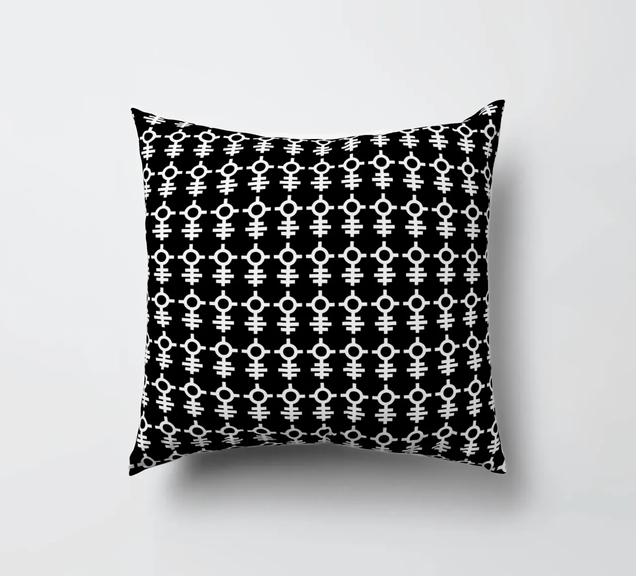 ALL-SEEING* cuscino da Grey Aaren