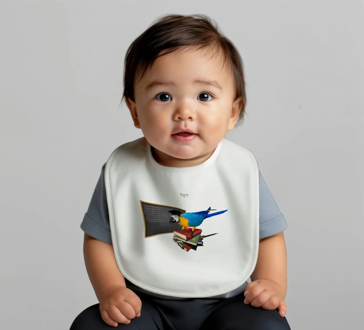 Repeat (Titled) Babylätzchen von Rob Art | Illustration