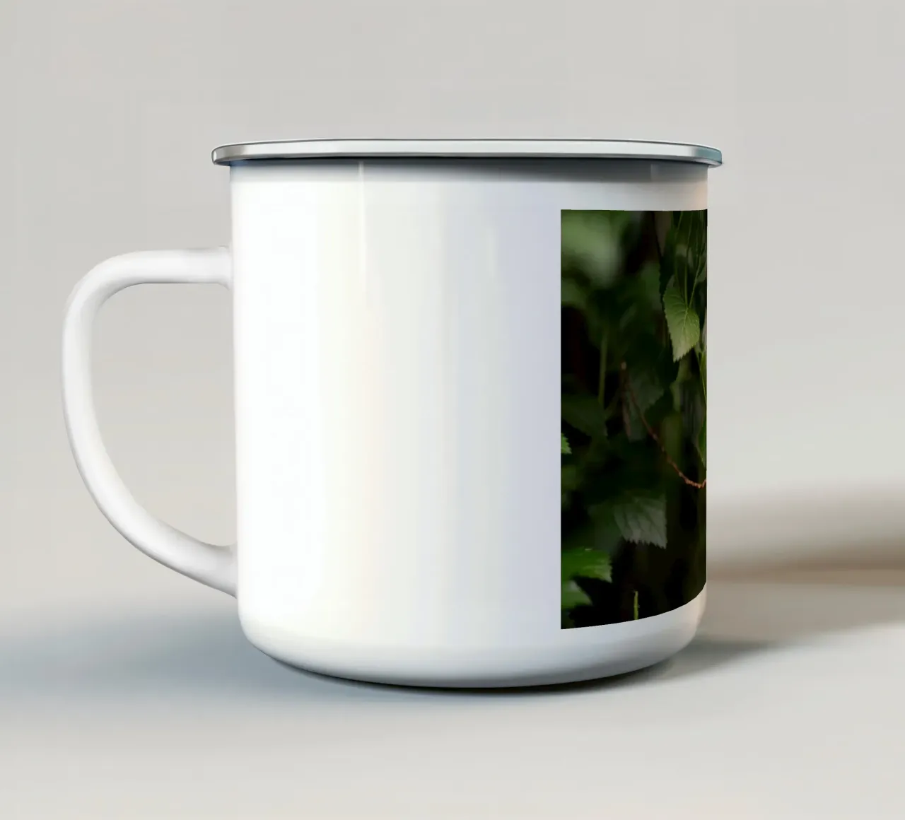 rana rossa tazza in smalto da Earthly Visions