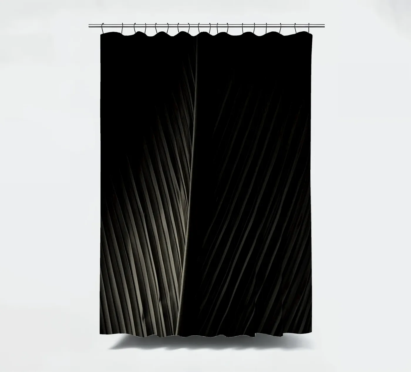 Palmenblatt Duschvorhang von Earthly Visions