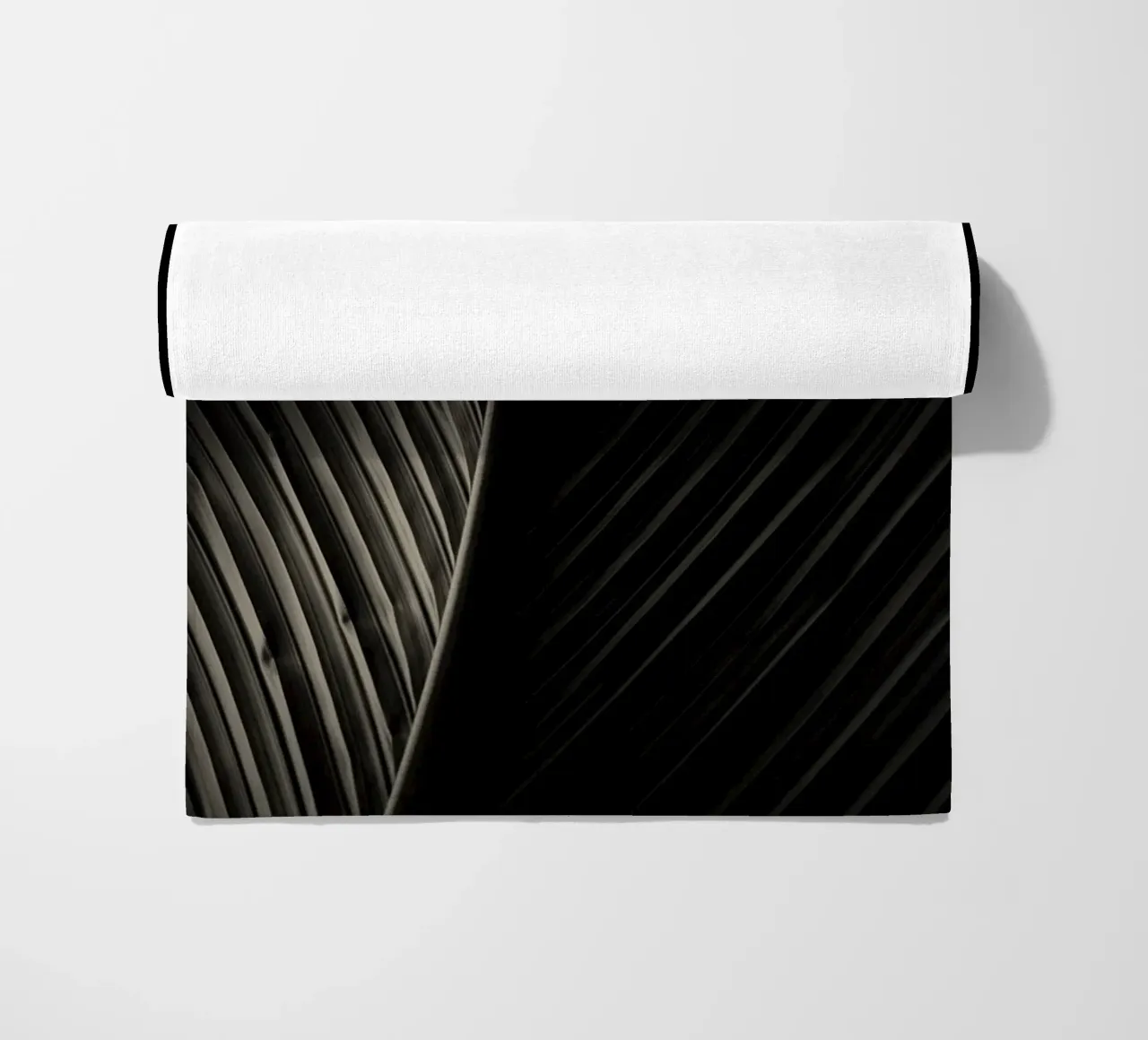 foglia di palma telo mare da Earthly Visions