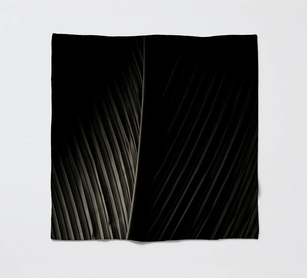 Palmenblatt Fleecedecke von Earthly Visions