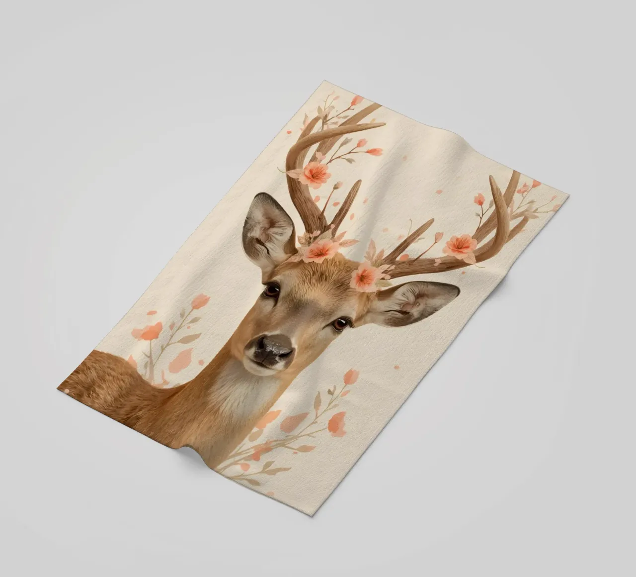 Testa di cervo con corna floreali telo mare da DesignDoodle
