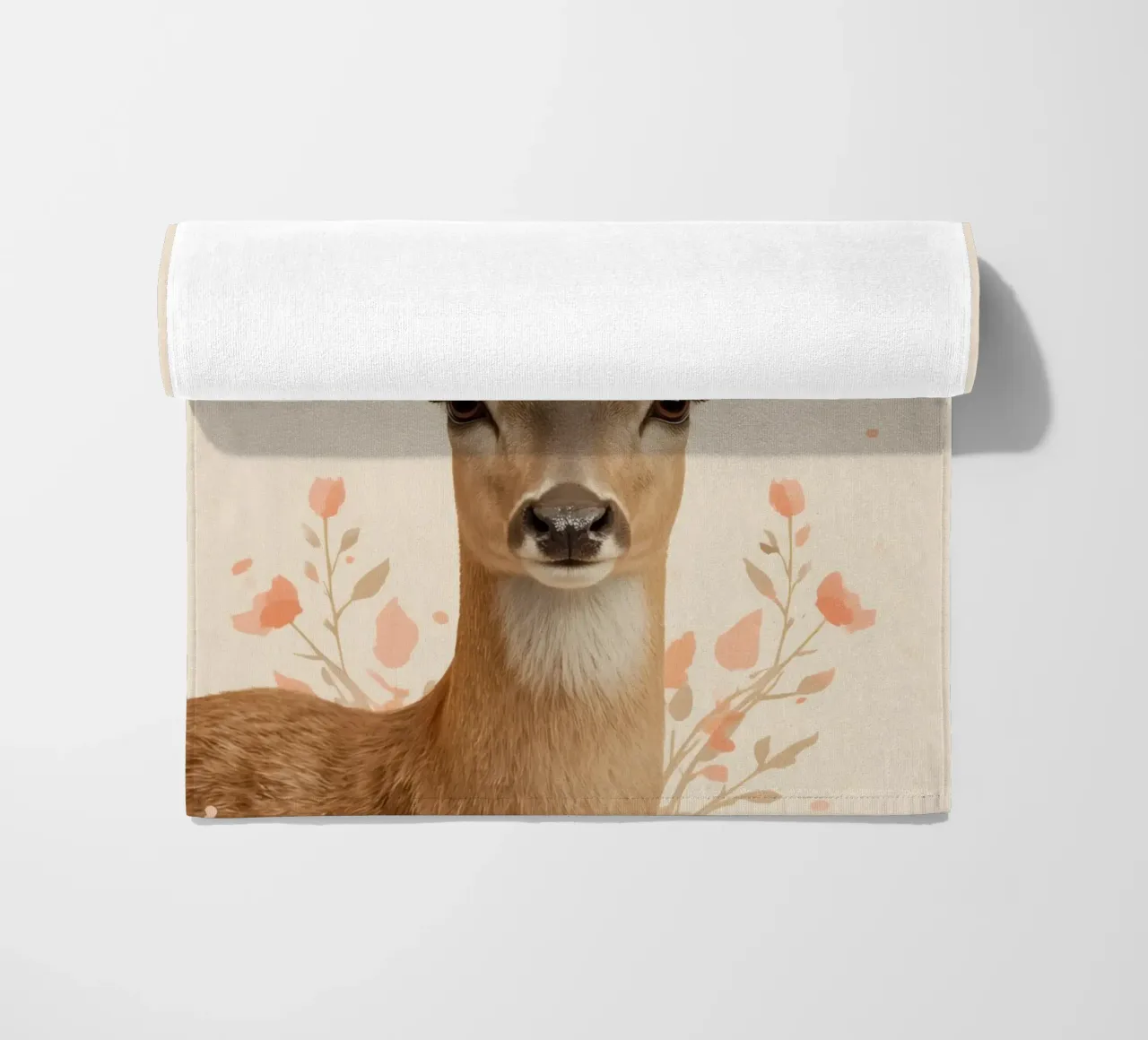 Testa di cervo con corna floreali telo mare da DesignDoodle