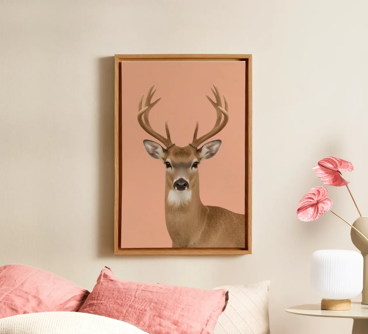 Hirsch Porträt mit Geweih auf Licht Orange Hintergrund Leinwand mit Schattenfugenrahmen von DesignDoodle