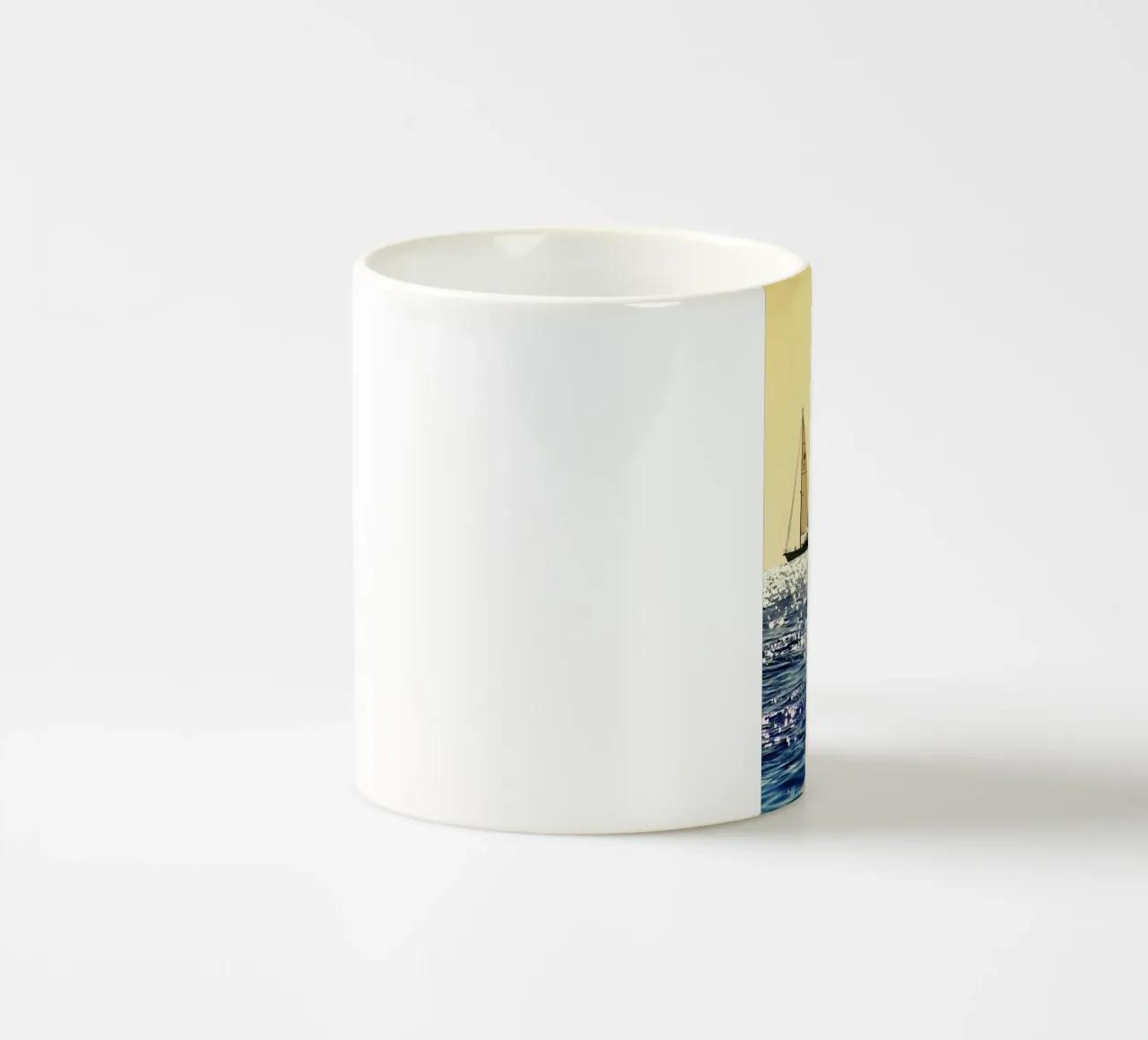 boat on ocean calm tazza in ceramica da lifeline