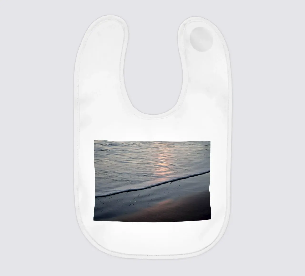 Rhythm baby bib by Marc Gruninger