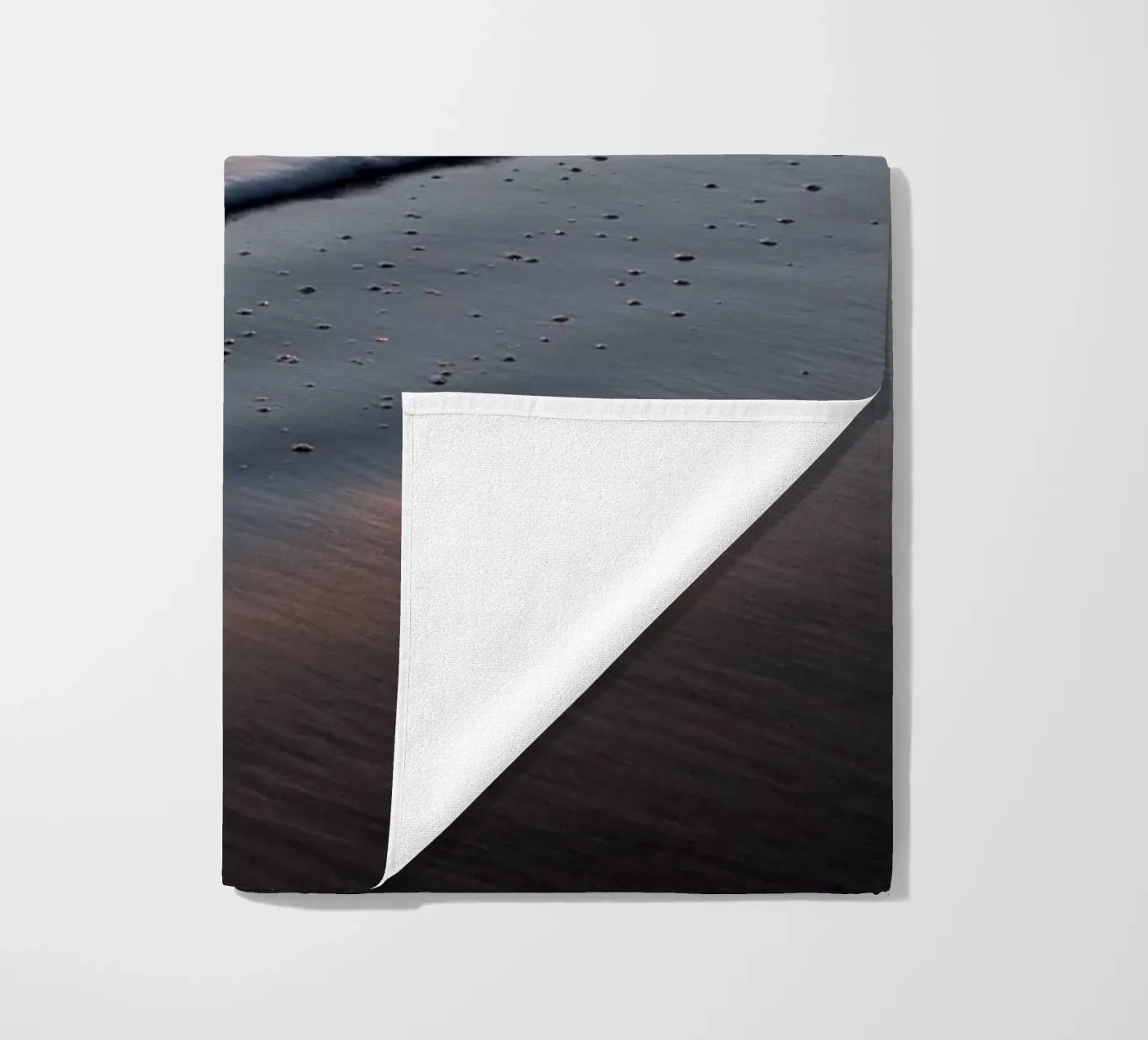 Rhythm beach towel by Marc Gruninger