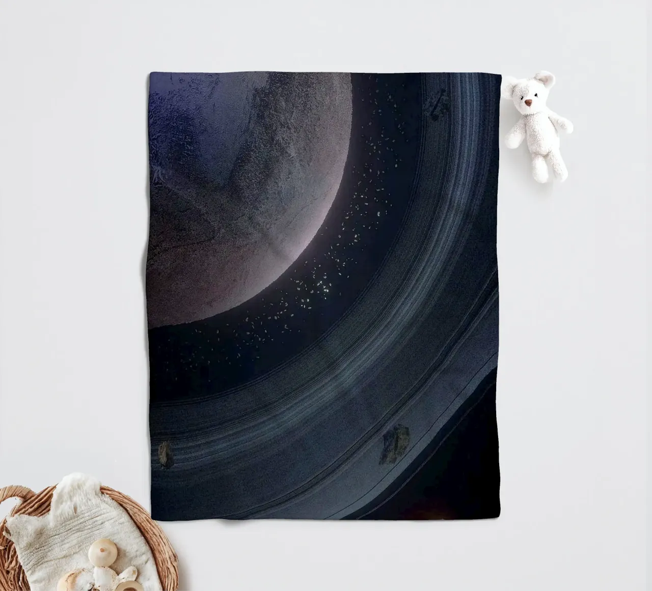 circle line around space coperta in pile da melts