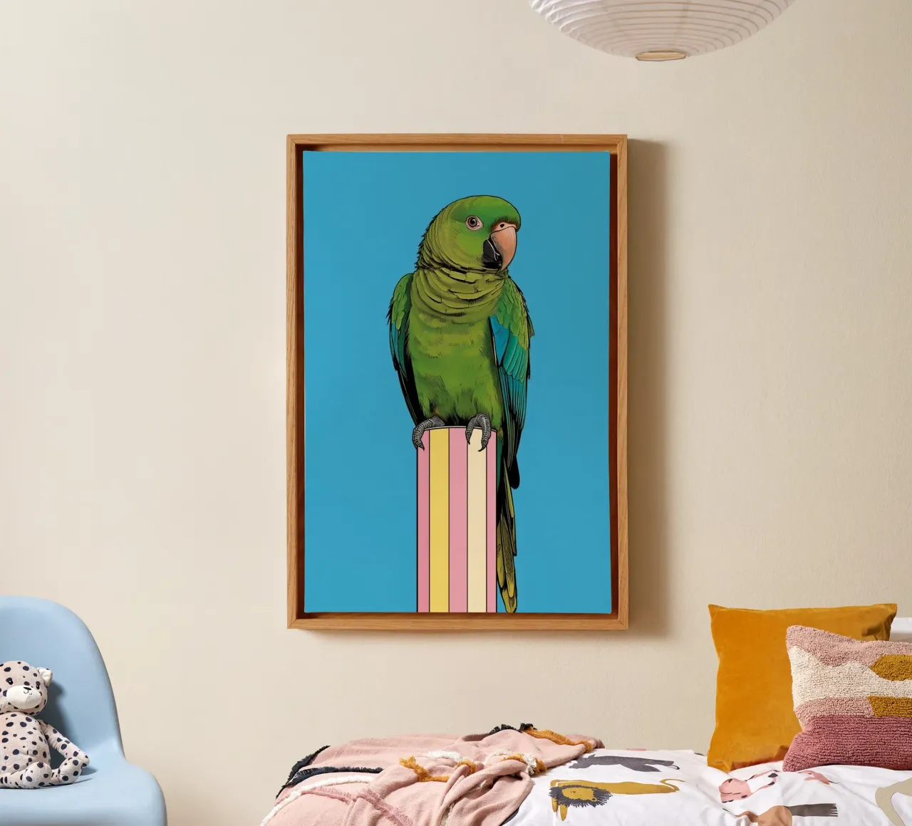 Pappagallo verde su colonna a righe tela con Cornice a cassetta da DesignDoodle