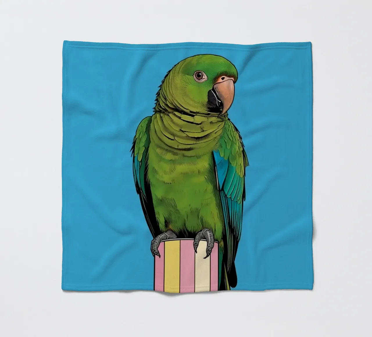 Pappagallo verde su colonna a righe coperta in pile da DesignDoodle