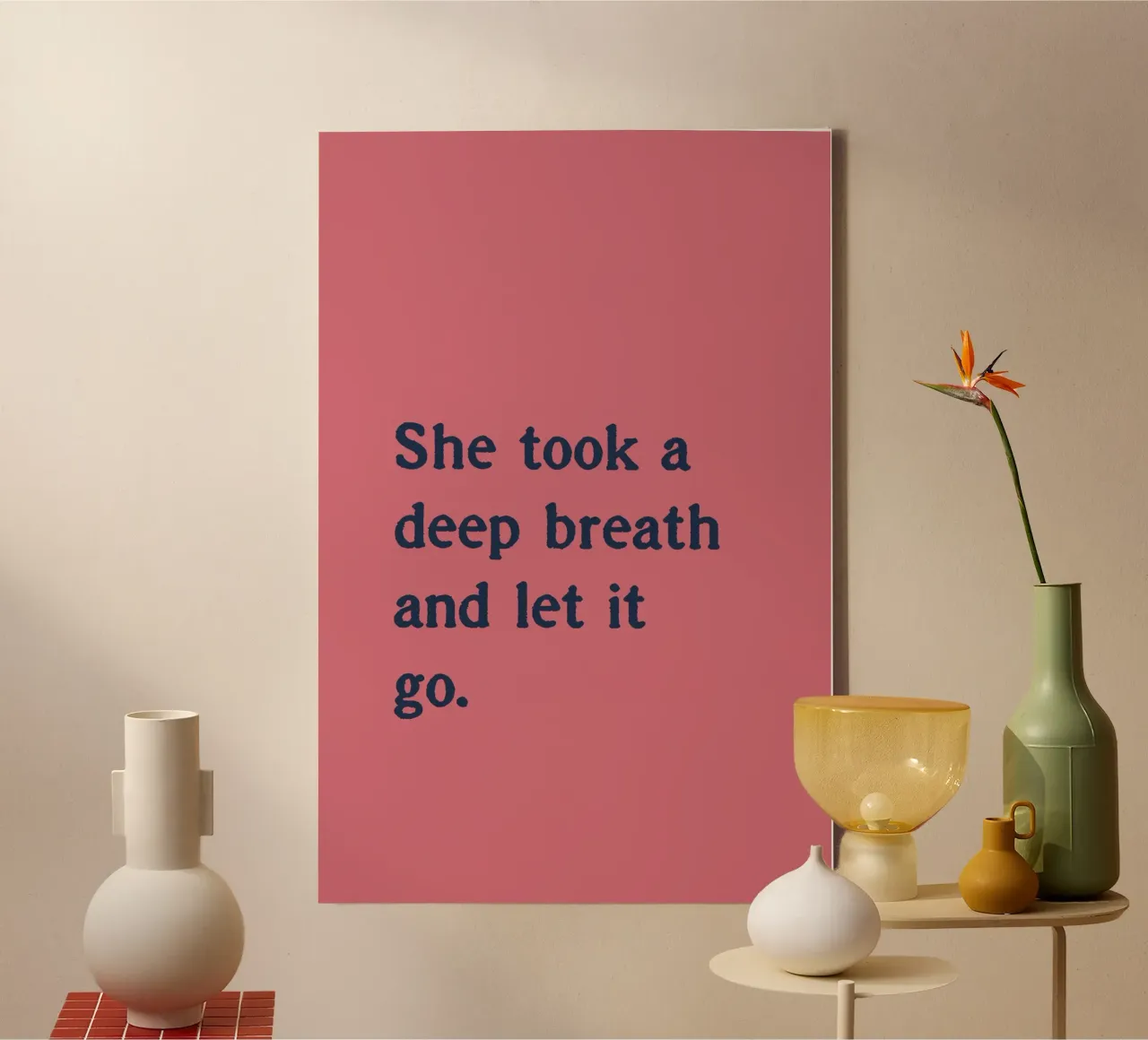 She took a deep breath and let it go. tela con Cornice a cassetta da Fraysein Design