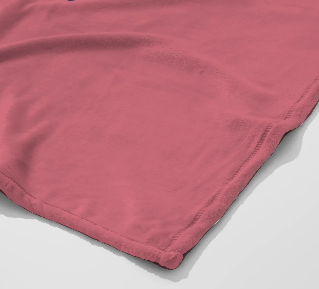 She took a deep breath and let it go. coperta in pile da Fraysein Design