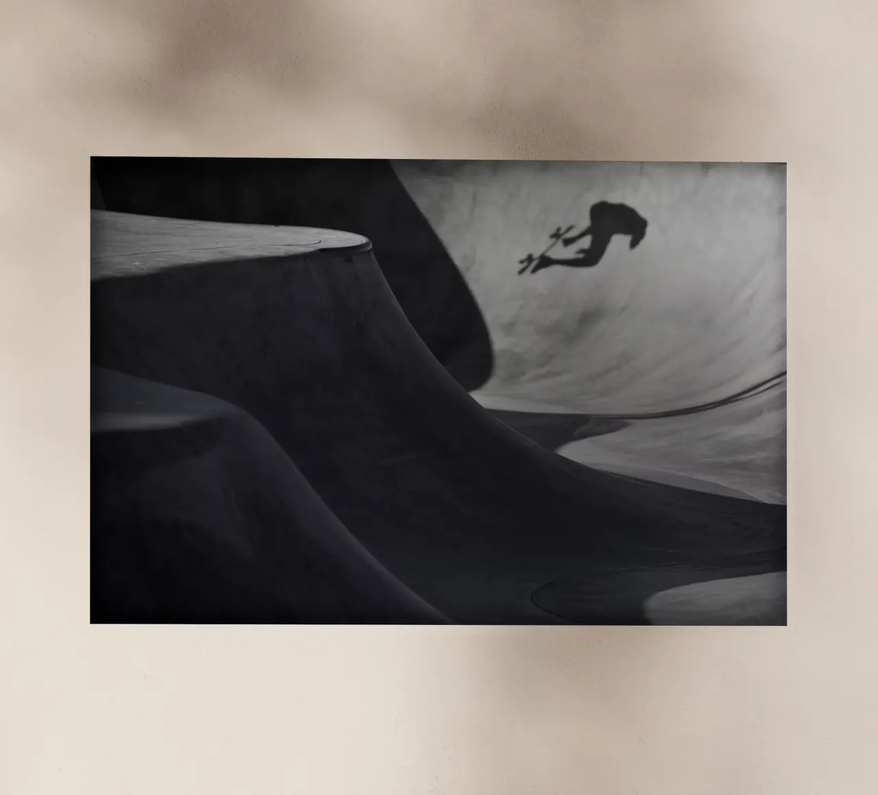 Piscina pellicola backlit da Marc Gruninger