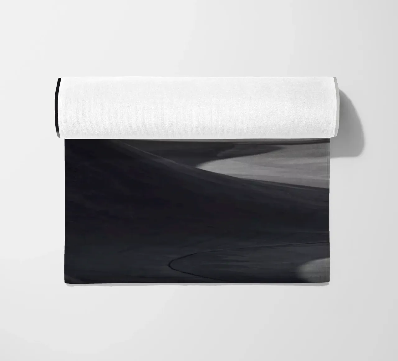 Pool Strandtuch von Marc Gruninger