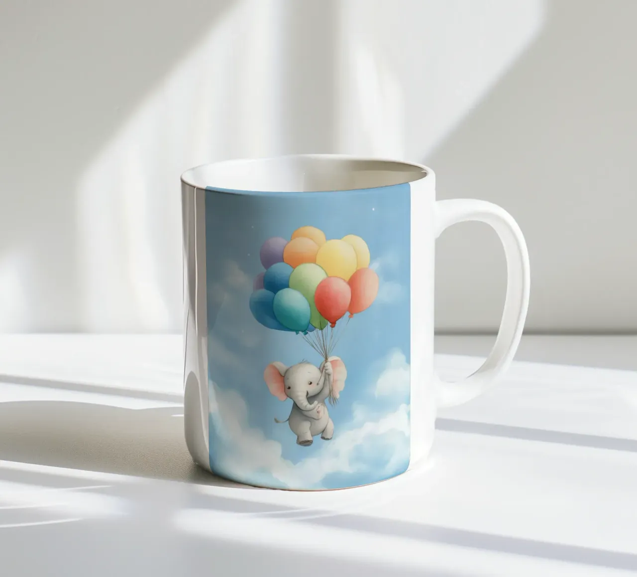 Elephant and Balloons tazza in ceramica da Kiara