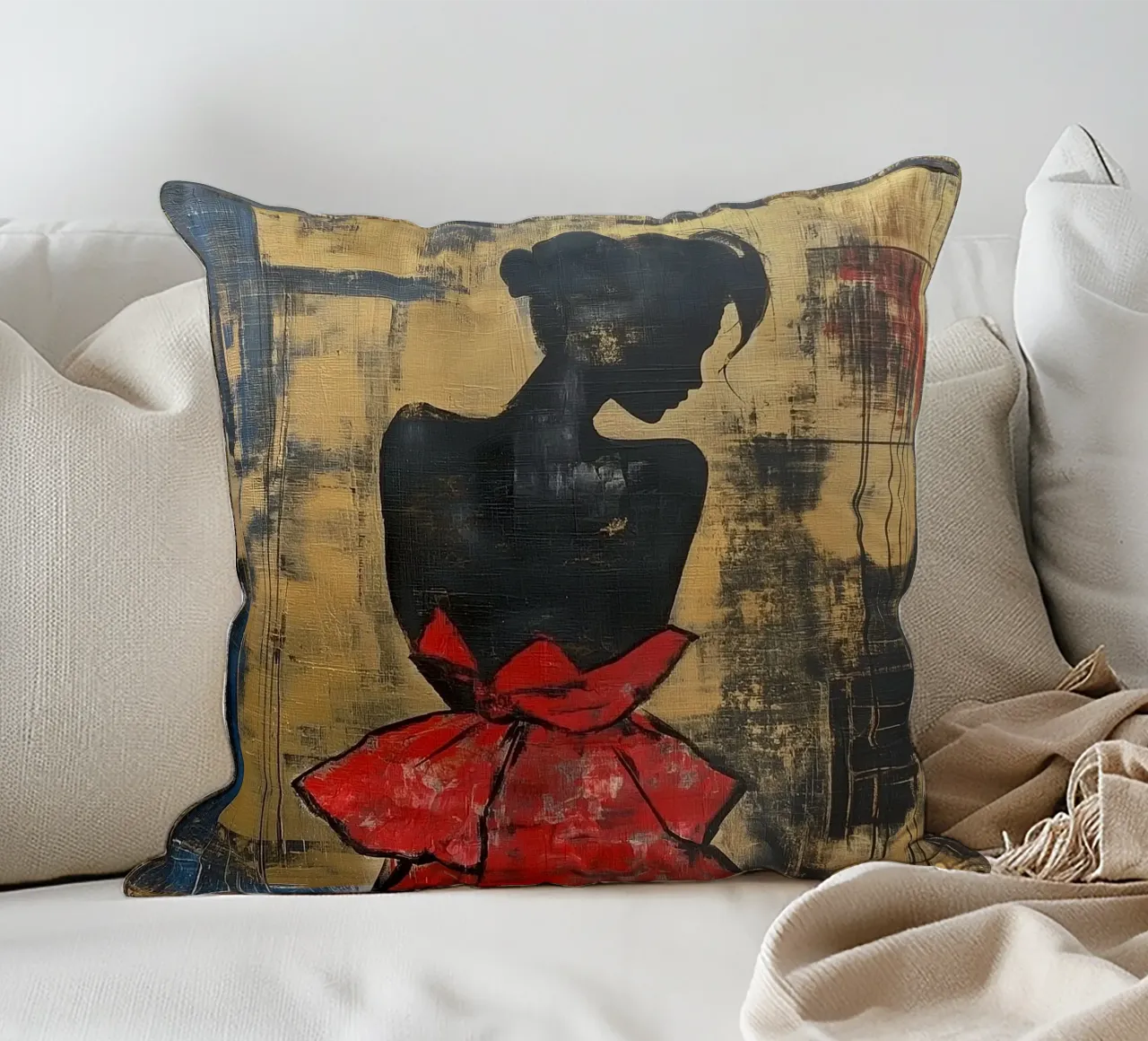 Ragazza d'oro con abito rosso cuscino da Motivate-Today
