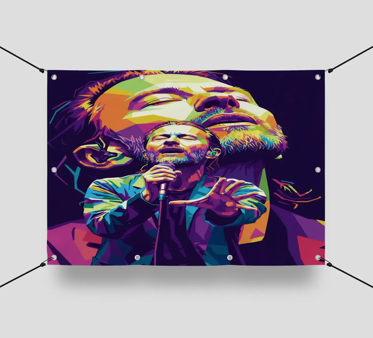 Performance di Thom Yorke sul palco telo in pvc da Hantamrata