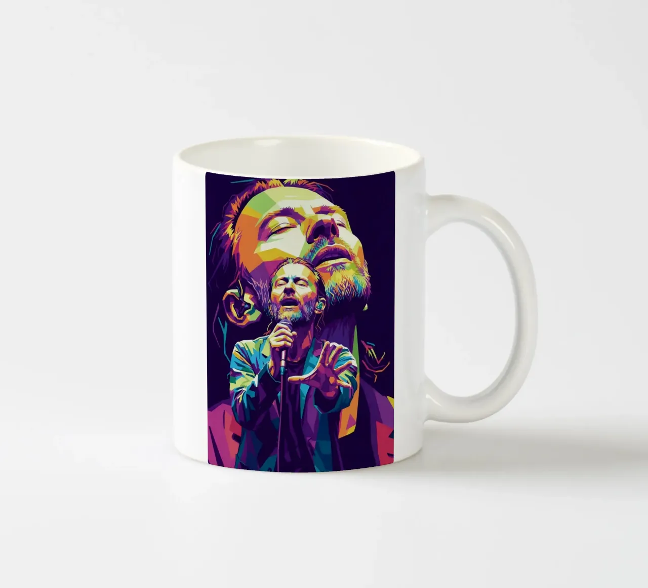 Performance di Thom Yorke sul palco tazza in ceramica da Hantamrata