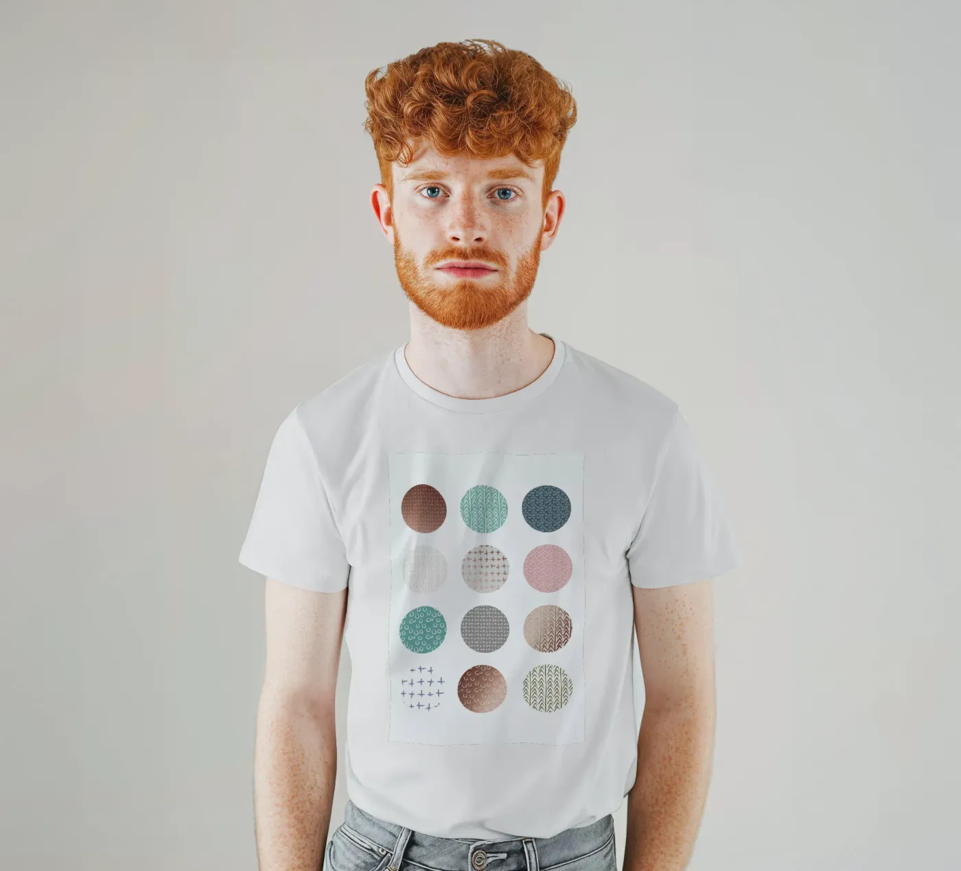 Bronze Pattern Dots t-shirt da Maria Kritzas